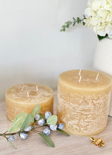 Load image into Gallery viewer, Round Rustic 3 Wick Pillar Candle - Honey /Walnut / Linen