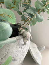 Load image into Gallery viewer, Rabbit pot-hanger - Natural or Platinum