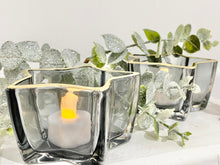 Load image into Gallery viewer, Glass Star Tea Light Holder /Candle Holder