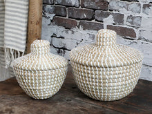 Load image into Gallery viewer, Seagrass Lidded Baskets
