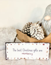 Load image into Gallery viewer, christmas sign/plaque - memories
