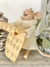 Load image into Gallery viewer, Felt Wool Christmas Singing Mouse Decoration - Standing
